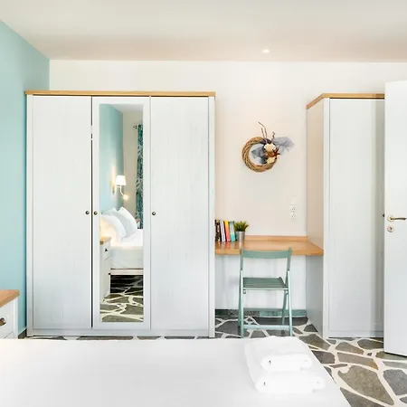 Stella's Studio Apartment *